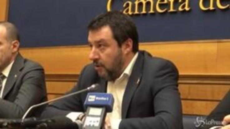 Coronavirus, Salvini: "Conte vada a casa"