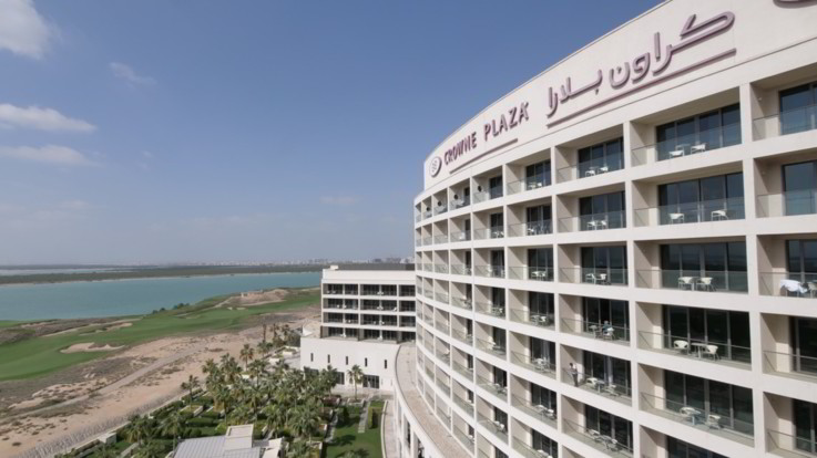 Coronavirus, fotografi LaPresse bloccati ad Abu Dhabi: Situazione surreale