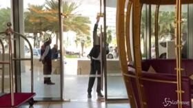 Coronavirus, fotografi di LaPresse bloccati ad Abu Dhabi