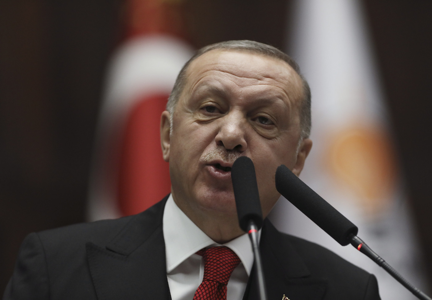 Italia-Turchia, Erdogan: “Draghi non eletto, danneggia le nostre relazioni”
