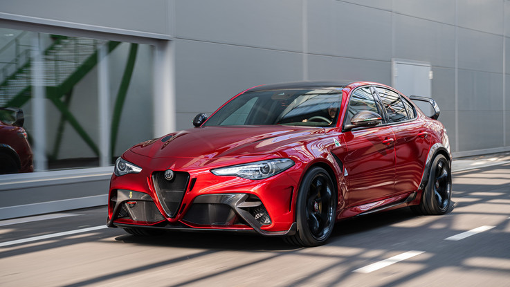Fca, Alfa Romeo festeggia 110 anni con Giulia Gta e Gtam