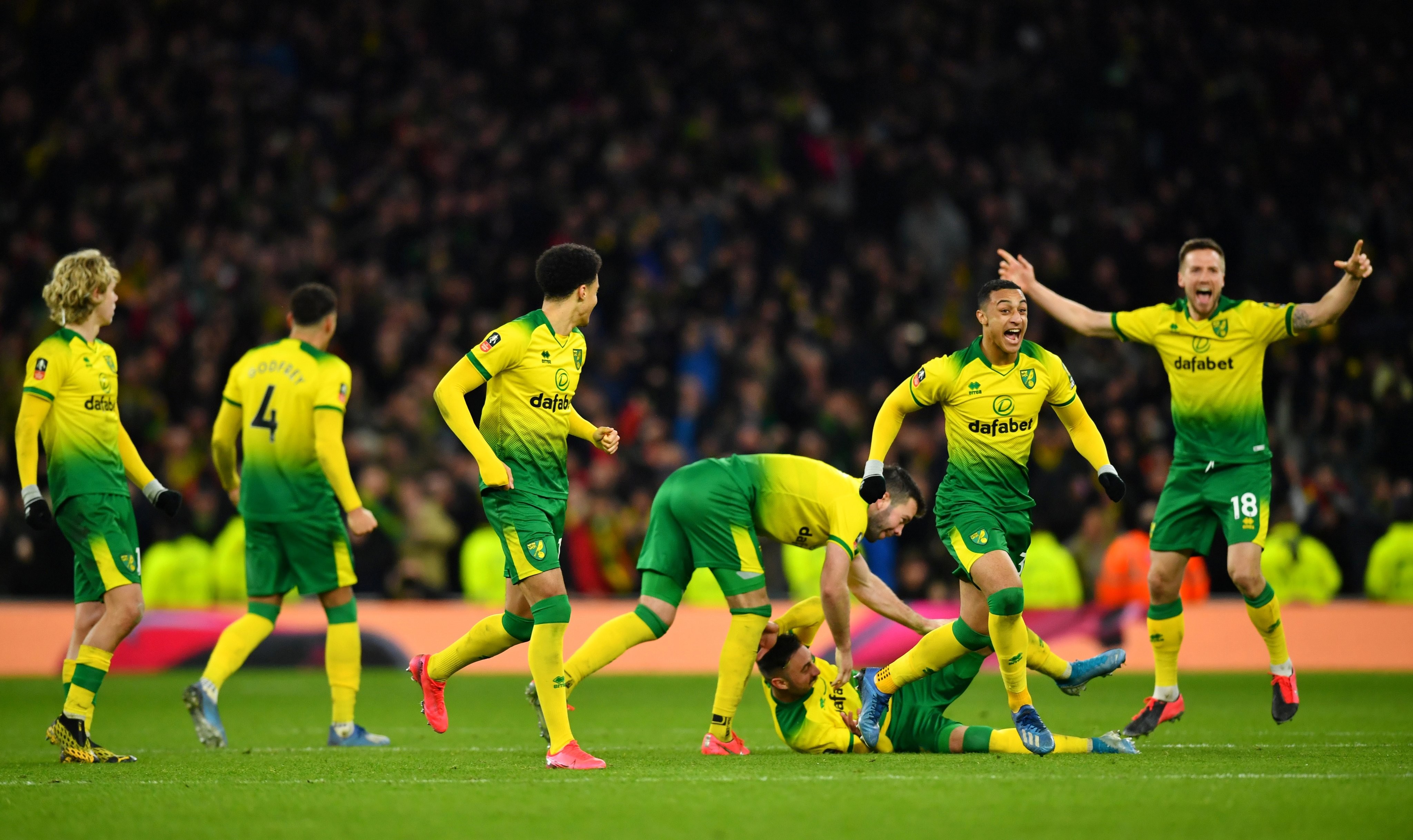Fa Cup: City e Leicester avanti, il Norwich fa fuori Mourinho