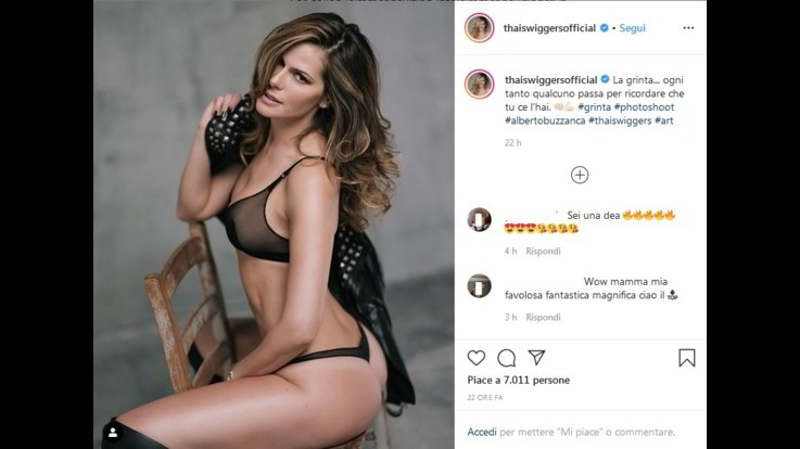 In mostra la sua "grinta" e non solo, lo scatto bollente di Thais