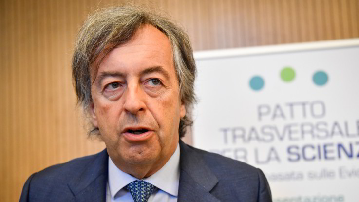 Coronavirus, Burioni: Se decreto non funziona tutti a casa come a Wuhan