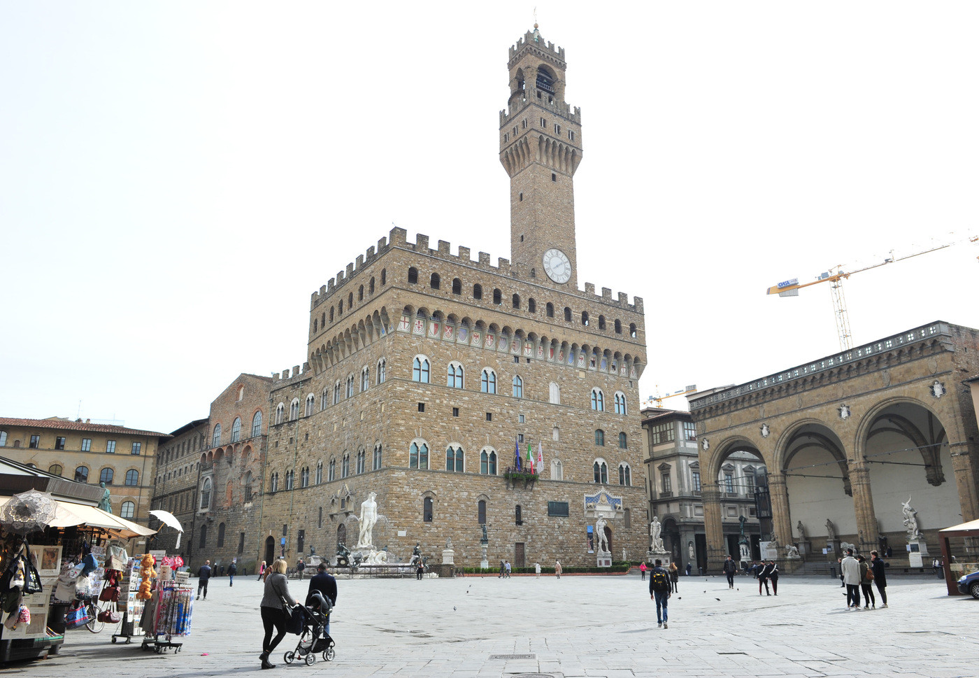Coronavirus, in Italia 529 contagi in più di ieri. Lombardia chiede stop a negozi e trasporti