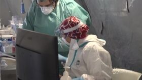 Coronavirus, a Brescia ospedali prossimi al collasso, i medici: Restate a casa, per il bene di tutti