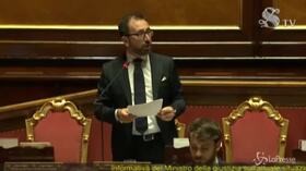 Carceri, Bonafede in Senato: “Coinvolti nella rivolta seimila detenuti”