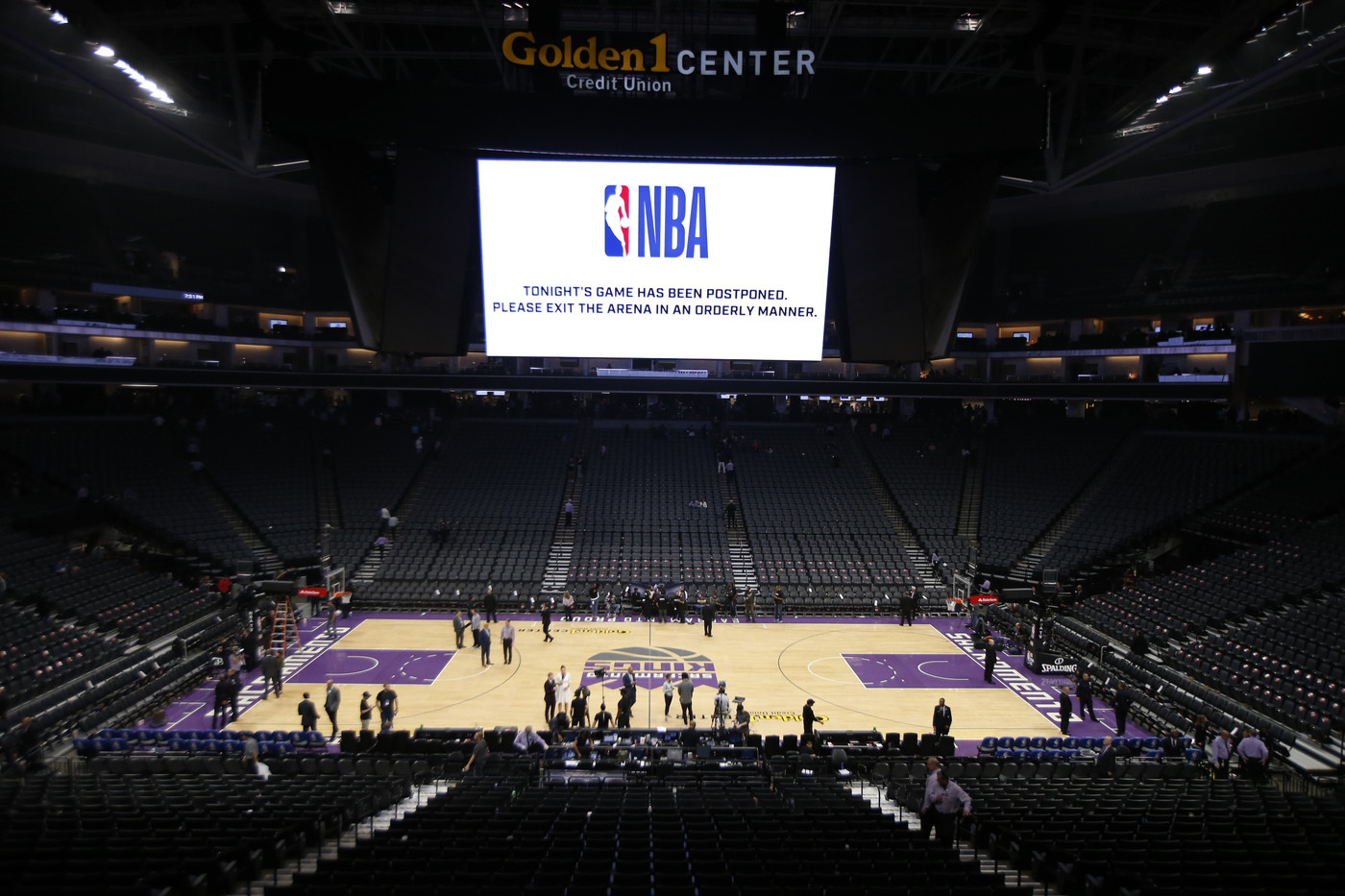 Coronavirus, Nba sospende gare per contagio di un giocatore