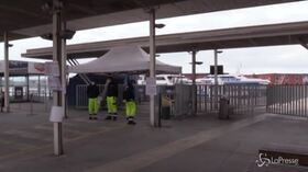 Coronavirus, Napoli: in pochi si imbarcano per le isole del Golfo