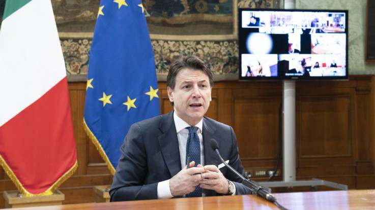 Coronavirus, ecco la bozza del decreto: produzione mascherine in deroga, stop adempimenti tributari