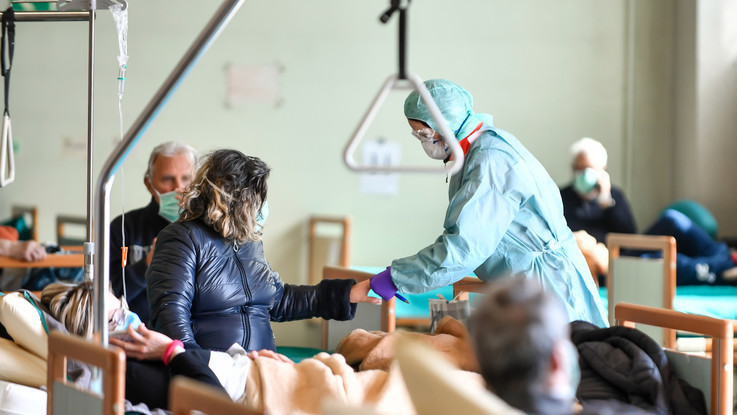 Coronavirus: crescono i nuovi contagi, quasi 3 mila in più