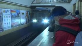 Coronavirus: Ucraina ferma i trasporti, ecco l’ultima corsa della metro di Kiev