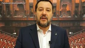 Coronavirus, Salvini: “Medici nelle zone rosse, stop alle tasse e no allo svuota carceri”