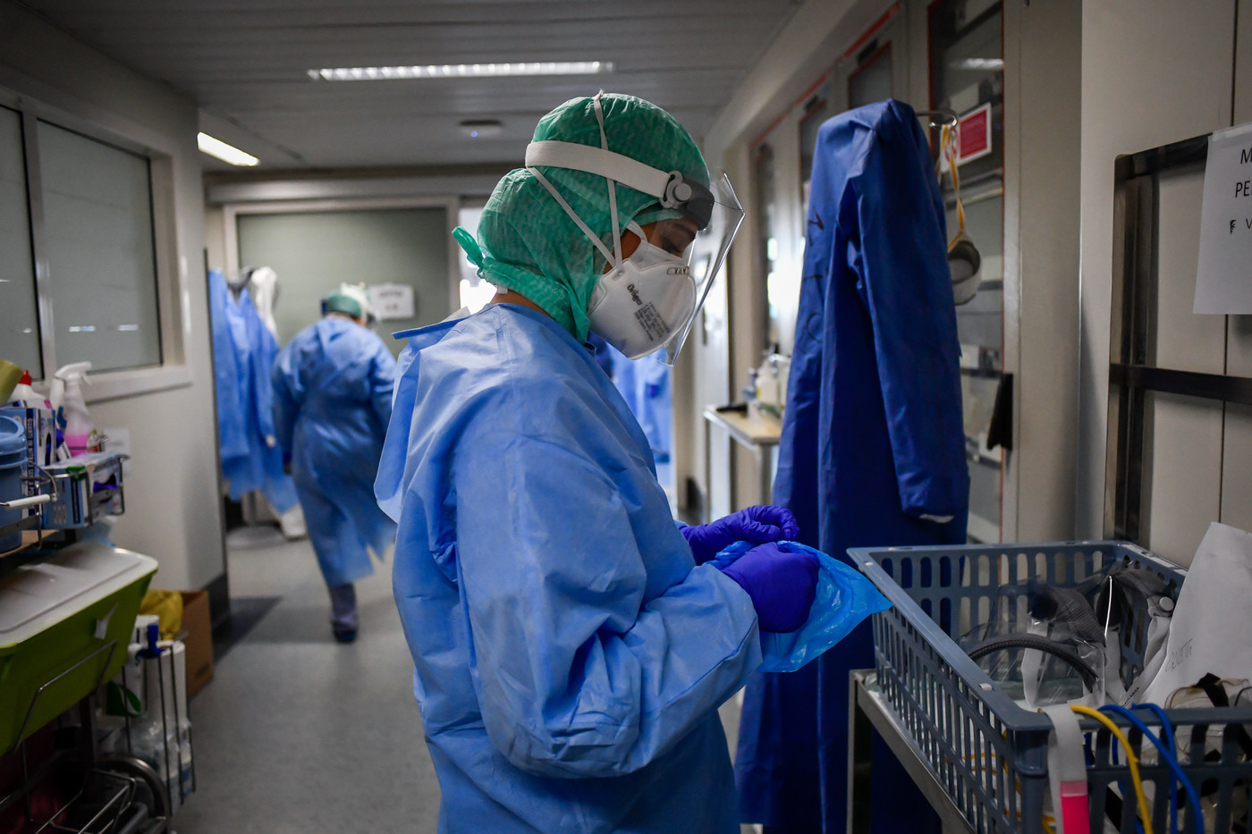 Coronavirus, crescita record dei morti in Italia: 793 nelle ultime 24 ore, più di 4800 in totale