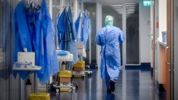 Coronavirus, nuovo record di decessi in Italia: 793 in un giorno