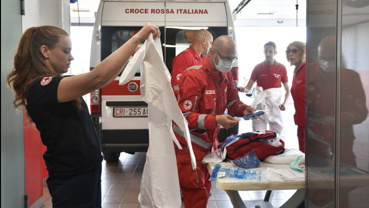Il bilancio di lunedì. Ancora un lieve calo: 3.780 i contagiati e 601 morti