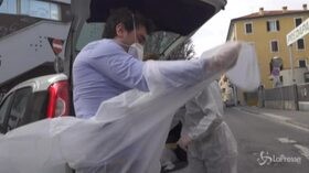 Coronavirus, in turno con le Unità Speciali che curano i malati più gravi a domicilio