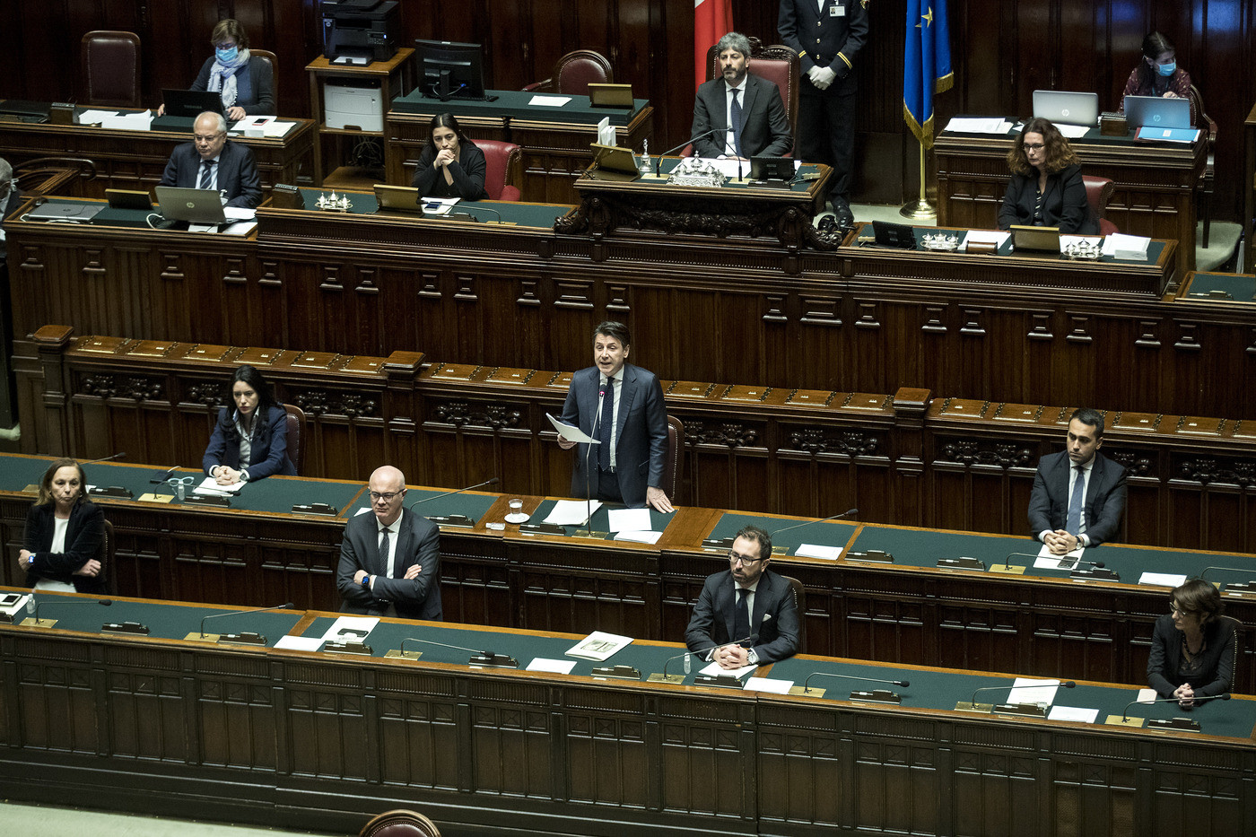 Coronavirus, Non meno di 25 miliardi. Il Premier Conte fissa la soglia per il nuovo decreto di aprile