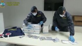 Coronavirus: Reggio Calabria, sequestrati 900 tamponi illegali
