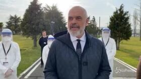Coronavirus, medici dall’Albania. Il premier Rama: “Oggi tutti italiani”