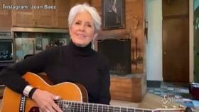 Coronavirus, Joan Baez dedica “Un mondo d’amore” all’Italia
