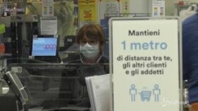 Coronavirus, commessi supermercati Liguria: “E’ un assalto, siamo esausti”