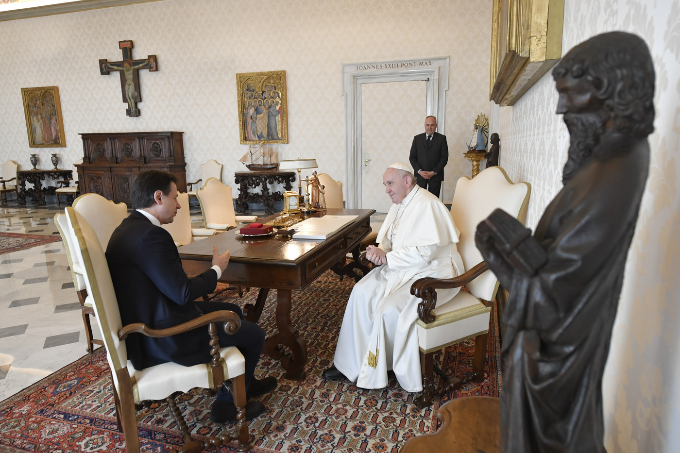 Coronavirus, il Papa ha ricevuto in udienza il premier Conte