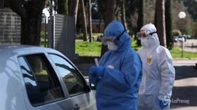 Coronavirus, a Roma parte la sperimentazione dei tamponi senza scendere dall’auto