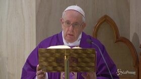 Coronavirus, Papa Francesco: Preghiamo per gli operatori dei media