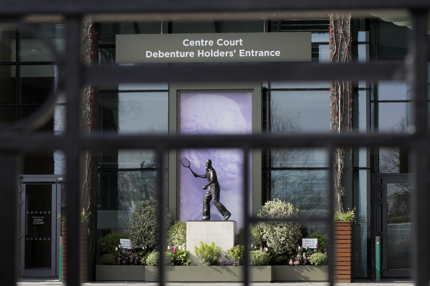Coronavirus, tennis: cancellato torneo di Wimbledon 2020