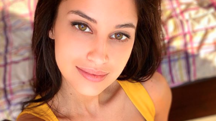 Eleonora Incardona, sexy décolleté in bellavista su Instagram