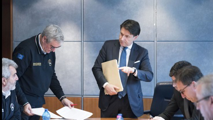 Borrelli: "Italiani a casa fino a metà maggio"
