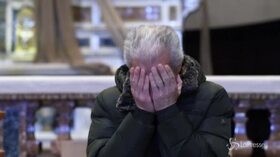 Il coronavirus non risparmia neanche Carenno (Lc), don Angelo: “Mio padre è morto da solo”