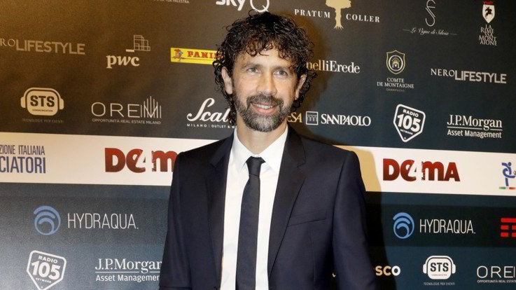 Calcio, Serie A compatta su taglio stipendi. Assocalciatori: Proposta irricevibile