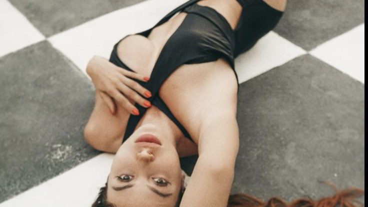'Se vuoi vedermi in topless vai al terzo scatto': Valentina Fradegrada e l'ultima delle provocazioni