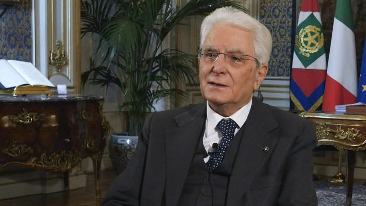 Mattarella: Riconoscenti a medici e infermieri in prima linea