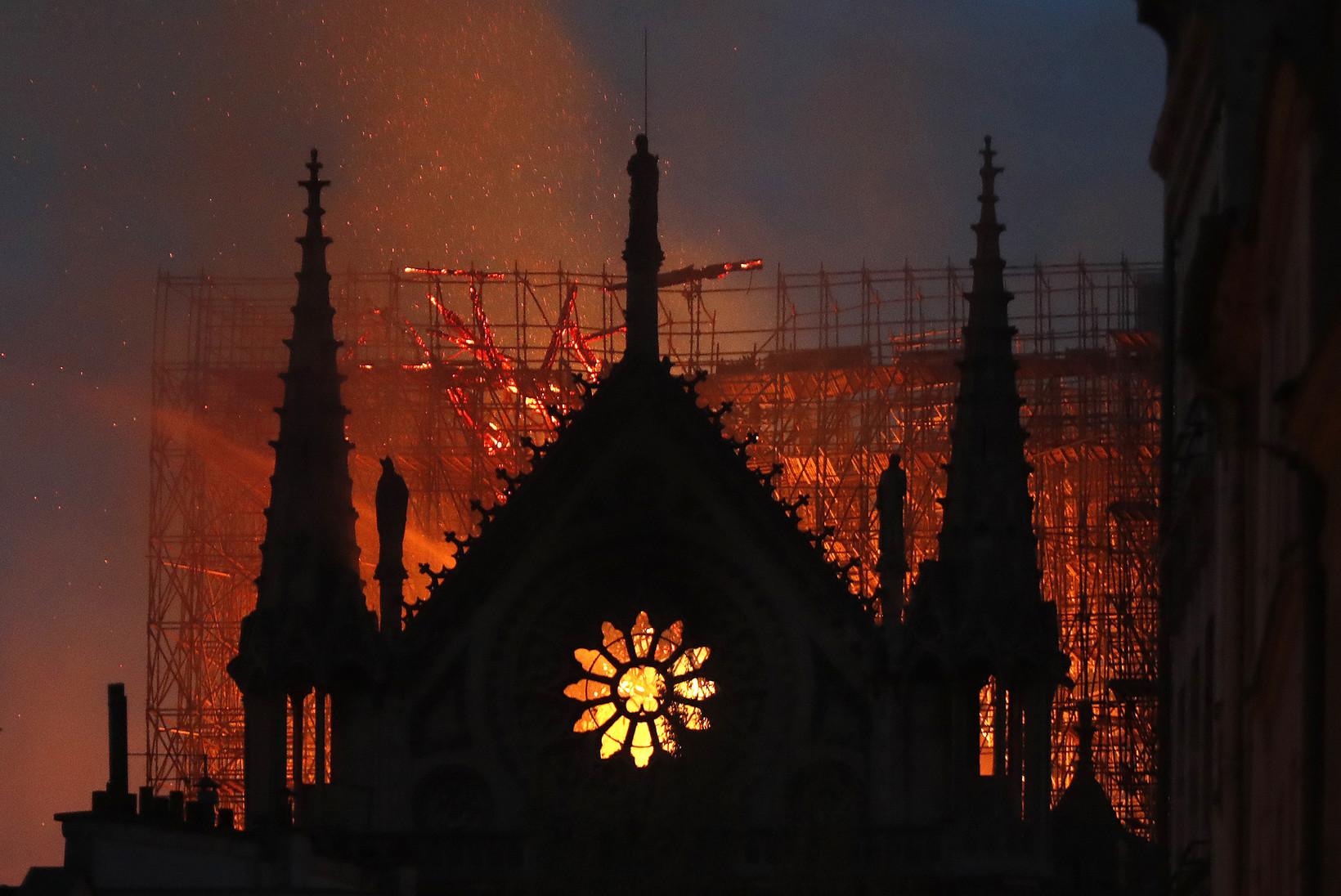 Notre-Dame, un anno fa l’incendio che ha distrutto la cattedrale