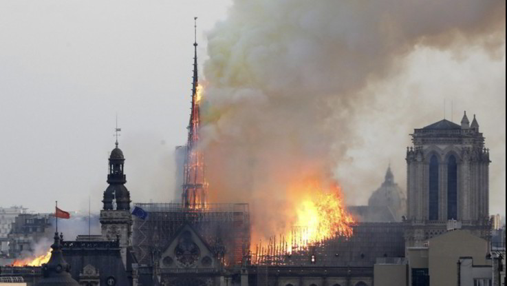Notre-Dame, un anno dopo l'incendio tra lavori in pausa e coronavirus
