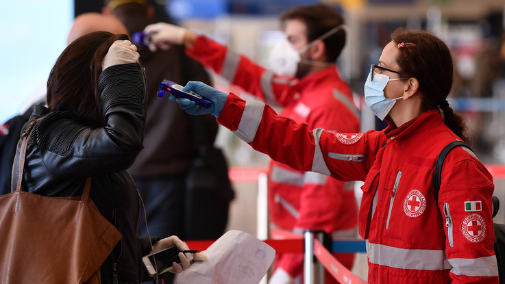 Come cambierà la vita tra termoscanner, guanti e mascherine