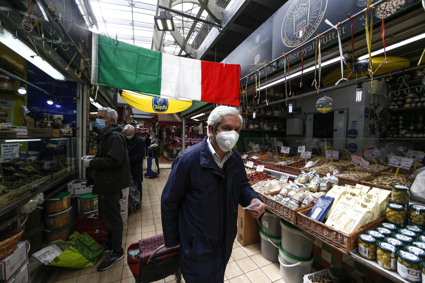 Coronavirus, Immuni, l’app italiana per il tracciamento contagi. Arriva il via libera