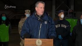 Coronavirus, De Blasio: “Molte persone a New York stanno soffrendo la fame”