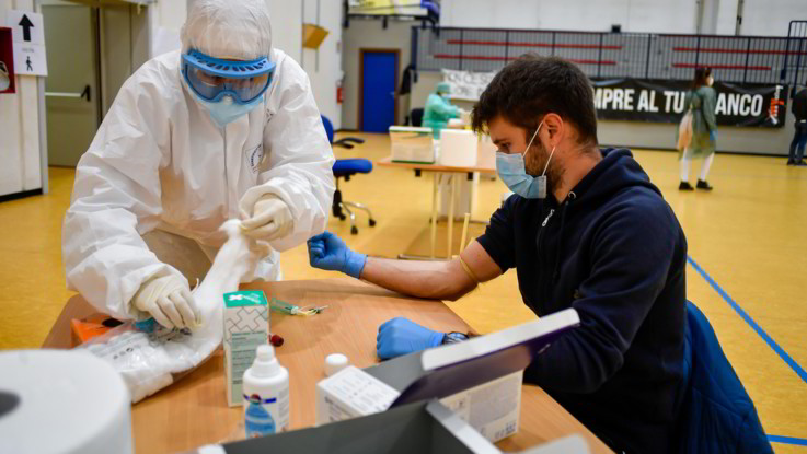 La fine dei contagi in Lombardia e Marche non prima di fine giugno