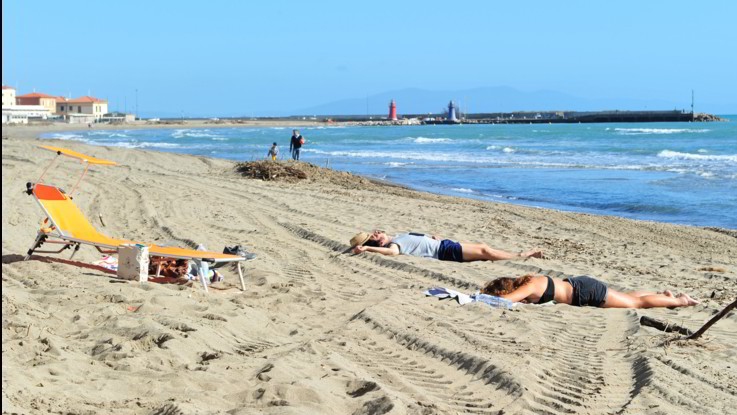 Estate in Italia, tra ipotesi di bonus, divieti di espatrio e incognite riapertura