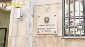 Napoli, scoperto traffico di droga spedita per posta