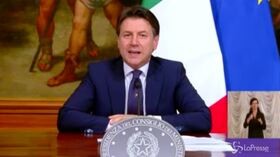Fase 2, Conte: “Mantenere distanza sociale o curva dei contagi risale”