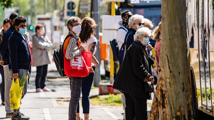 Germania, l'effetto riapertura spinge in alto i contagi