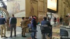 Milano, controlli ai binari in Stazione Centrale: pochi passeggeri