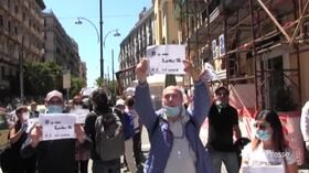 Fase 2, a Napoli la rabbia dei commercianti: “Dallo Stato nessuno aiuto”