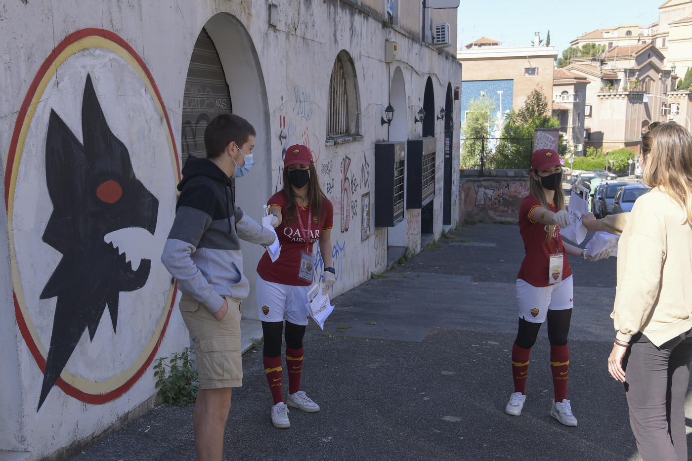 Coronavirus, Calcio  Fase 2 con primi allenamenti ma ripartenza resta rebus
