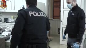 Taranto, blitz anti droga nel ‘Fortino dello spaccio’